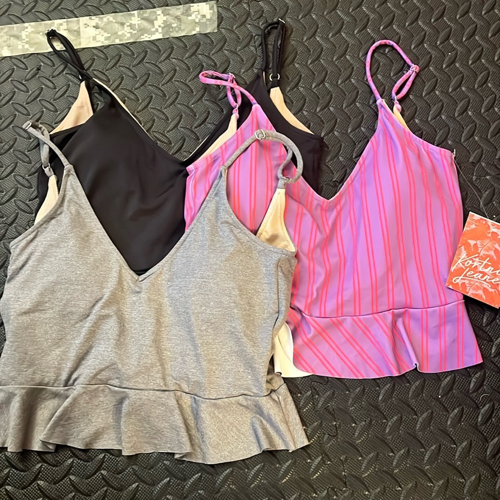 Kortni jeane scoop neck swim tops (grey and striped one)